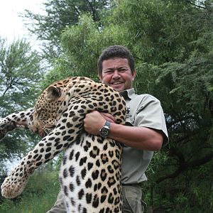 Hunting Leopard with Wintershoek Johnny Vivier Safaris in SA