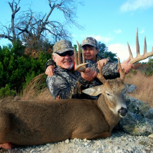 texas 12 point buck by manny fajin