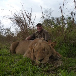 Lion hunted in Central African Republic with CAWA