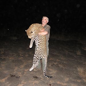 Leopard hunted in Central Africa with Club Faune