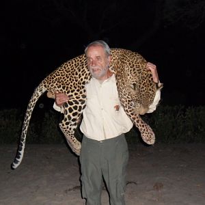 Leopard hunted in Central Africa with Club Faune