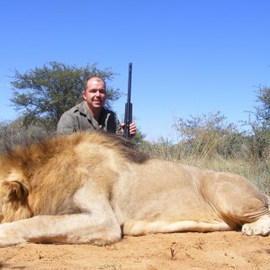 paulo salvo with lion