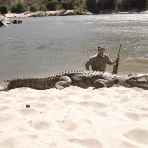 Croc 15'2" Zimbabwe 2012