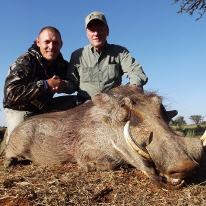 Warthog hunt with Wintershoek Johnny Vivier Safaris