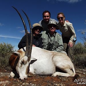 Scimitar Oryx hunt with Wintershoek Johnny Vivier Safaris