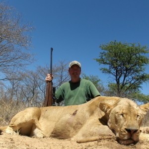 kalahari s.a. lioness