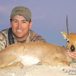 Steenbok hunt with Wintershoek Johnny Vivier Safaris