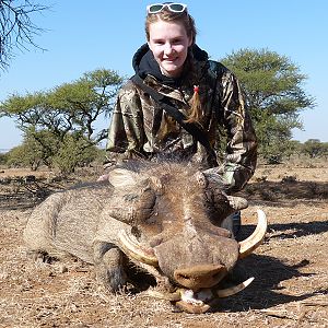 Warthog hunt with Wintershoek Johnny Vivier Safaris