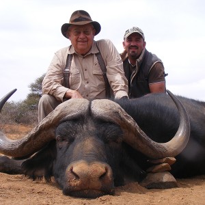 Buffalo hunt with Wintershoek Johnny Vivier Safaris