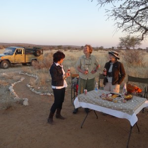 sundowner Ansie, Lucy, Moira