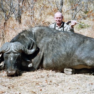 Buffalo hunted with FA .454 Handgun