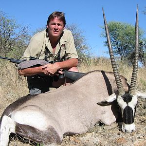 Hunting Gemsbok