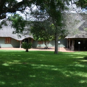 Safaris Lodge area