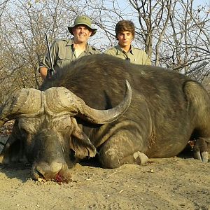 Hunting Buffalo in Zimbabwe