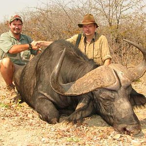 Buffalo Hunt Zimbabwe