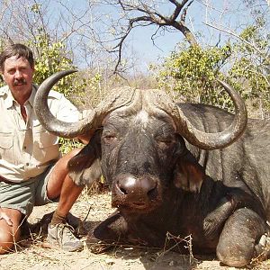 Buffalo Hunt Zimbabwe