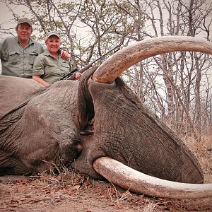 Huntress and a good Elephant Bull