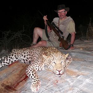 Leopard Hunt Namibia