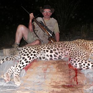 Leopard Hunt Namibia