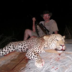 Leopard Hunt Namibia