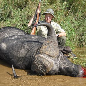 Hunting Buffalo in Zimbabwe