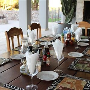 Hunting Accommodation Kudu Ridge Lodge DIning