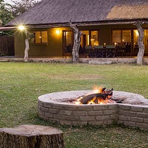 Hunting Accommodation Pro Hunting Safaris Giraffe Camp