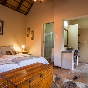 Hunting Accommodation Spear Safari Camp