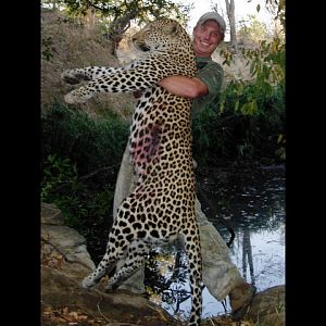 Tanzania Hunt Leopard