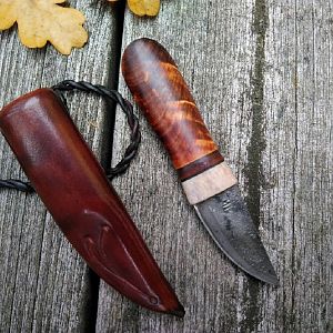 Neckers & smaller Knives of Scandinavian type