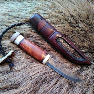 Beaver Tail Knives in Scandinavian Style