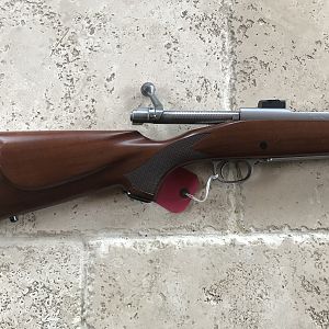 Left-hand M70 Classic Rifle