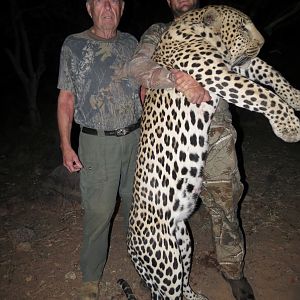 Leopard Hunt Namibia