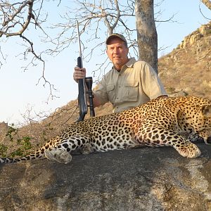 Leopard Hunt Zimbabwe