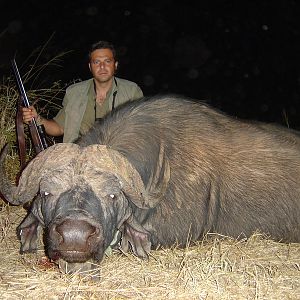 Zimbabwe Hunt Cape Buffalo