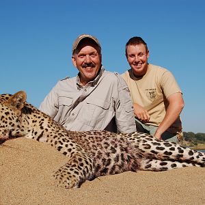 Leopard Hunting Zimbabwe