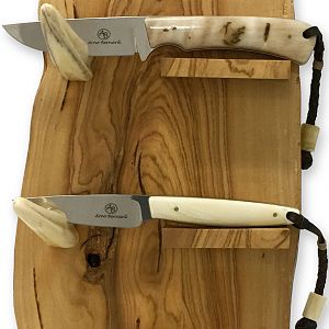 Olivewood 3-Knife Display