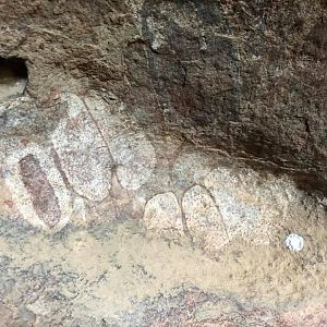 Visiting Caves & Rock Paintings in Zimbabwe