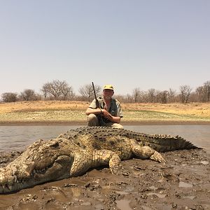 Zimbabwe Hunt Crocodile