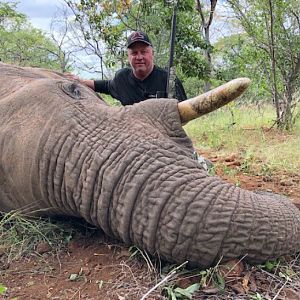 Hunt Elephant in Zimbabwe