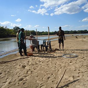 Building a blind for Crocodile Hunt Zimbabwe