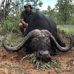 Zimbabwe Hunt Cape Buffalo