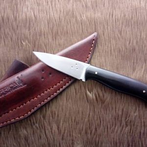 Africa Hunting EDC Knife in Buffalo horn in the cross draw sheath