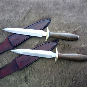 Dagger Knives