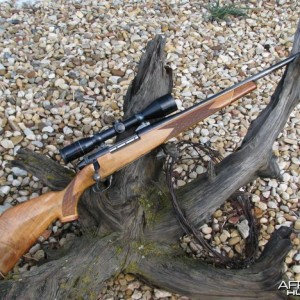 FS faithful old Weatherby Mark V DeLuxe Custom .300 wby