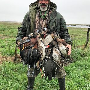 Hunt Duck in Argentina