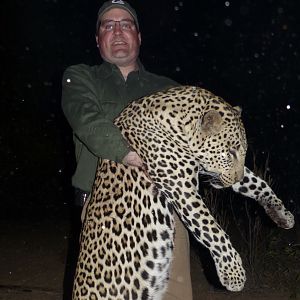 Leopard Hunting Zimbabwe