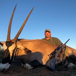 Hunt Gemsbok in South Africa