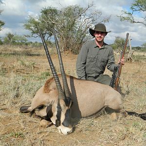 Fringe-eared Oryx Hunt Masailand