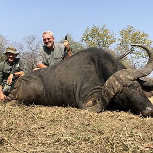 Zimbabwe Hunting Buffalo